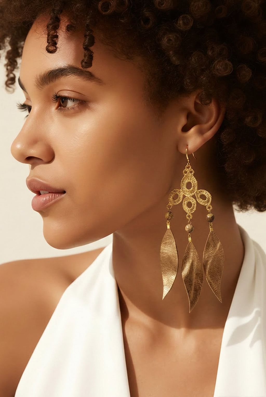 Χειροποίητα Ορειχάλκινα Σκουλαρίκια με Δερμάτινες Φύλλα & Πέτρες | Handmade Brass Earrings with Leather Leaves & Natural Stones