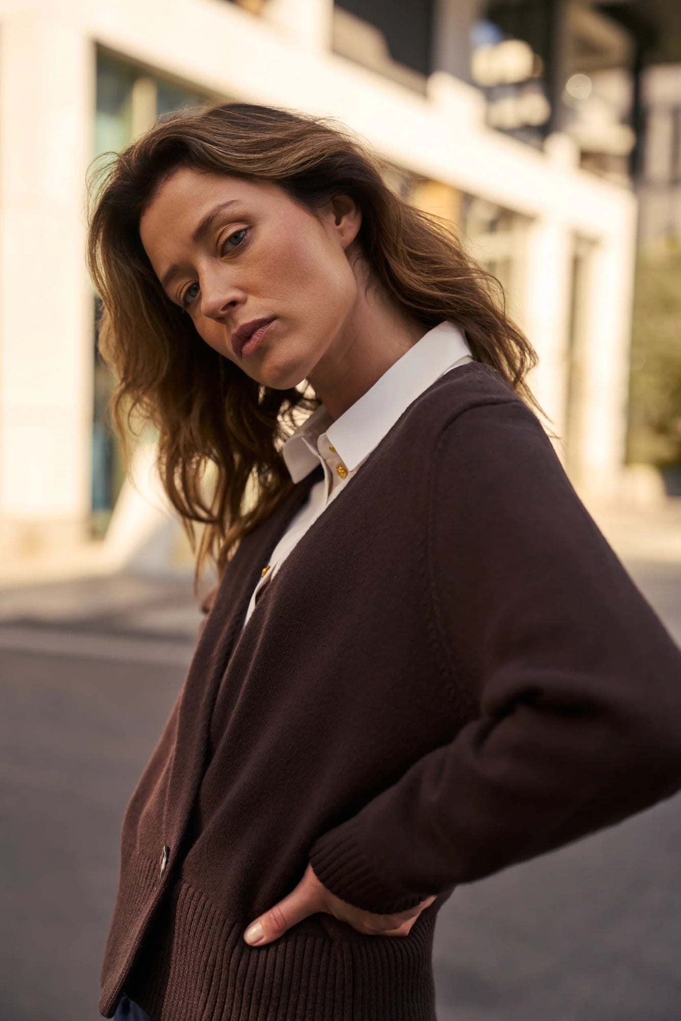 Ζακέτα Γυναικεία με Διακοσμητικό Κουμπί Brown | Women's Cardigan with Decorative Button Brown