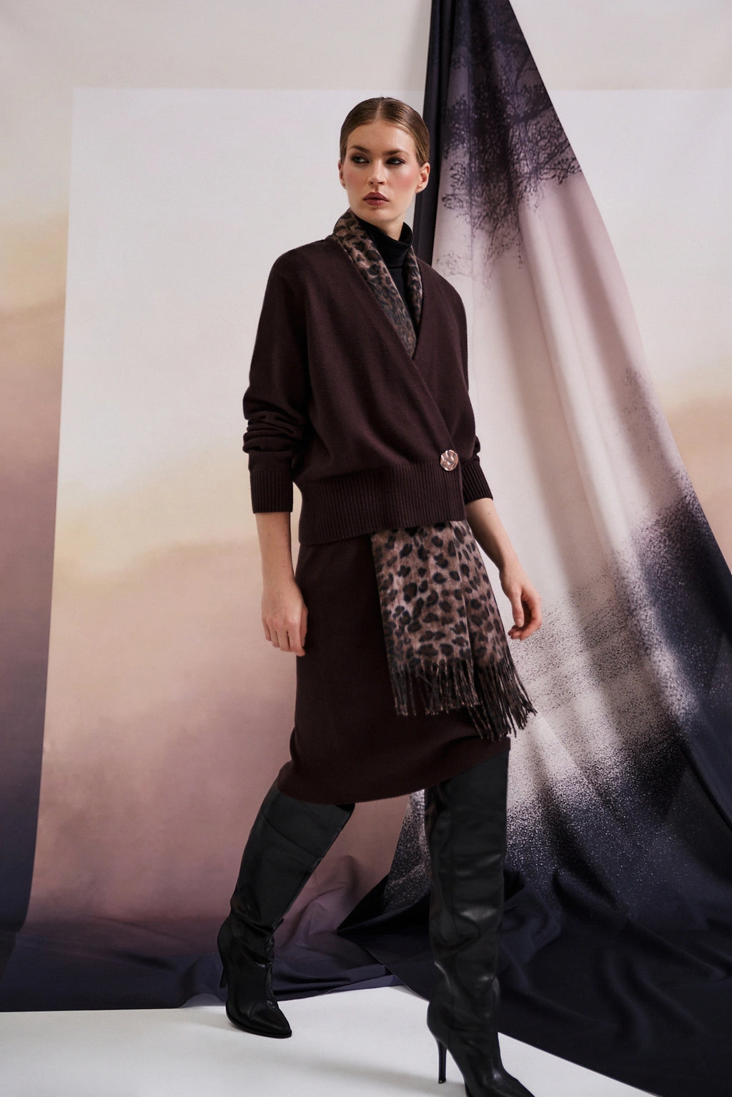 Ζακέτα Γυναικεία με Διακοσμητικό Κουμπί Brown | Women's Cardigan with Decorative Button Brown