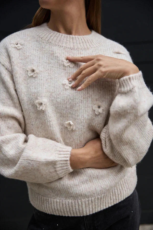 Πουλόβερ Γυναικείο με Διακοσμητικά Λουλούδια Beige | Women's Sweater with Decorative Flowers Beige