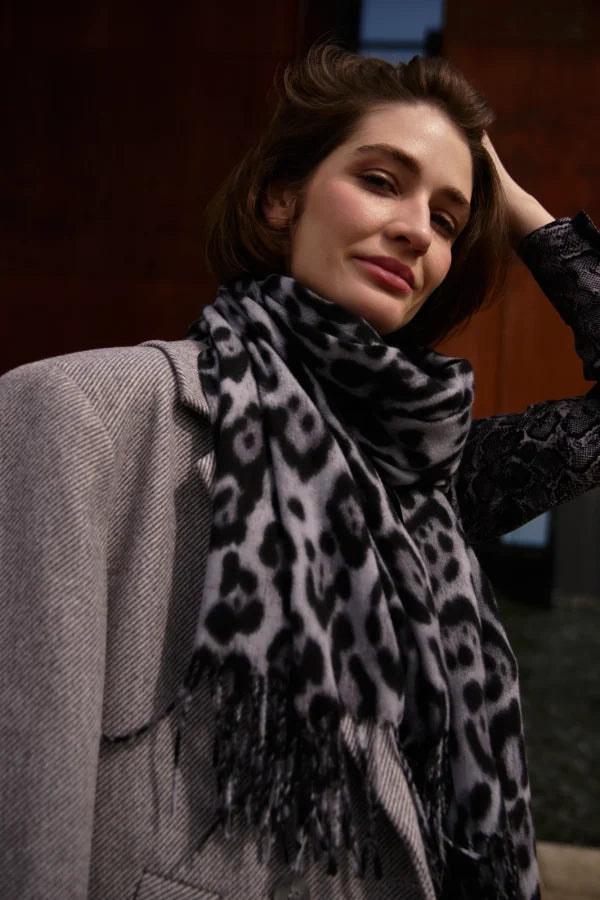 Πασμίνα με animal print-GREY MOODO