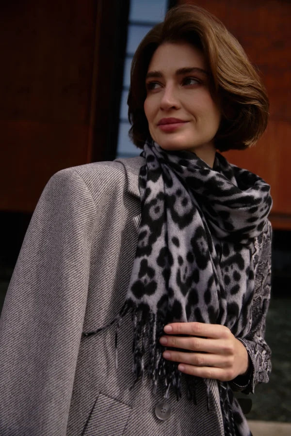 Πασμίνα με animal print-GREY MOODO