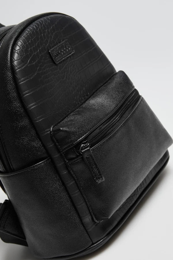 Μinimal Backpack με Ανάγλυφη Υφή MOODO | Black Faux Leather Croc-Texture Backpack