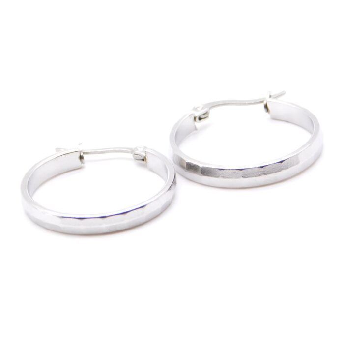 Ατσάλινα σκουλαρίκια ελαφρώς σφυρήλατοι κρίκοι  | Steel earrings slightly forged hoops