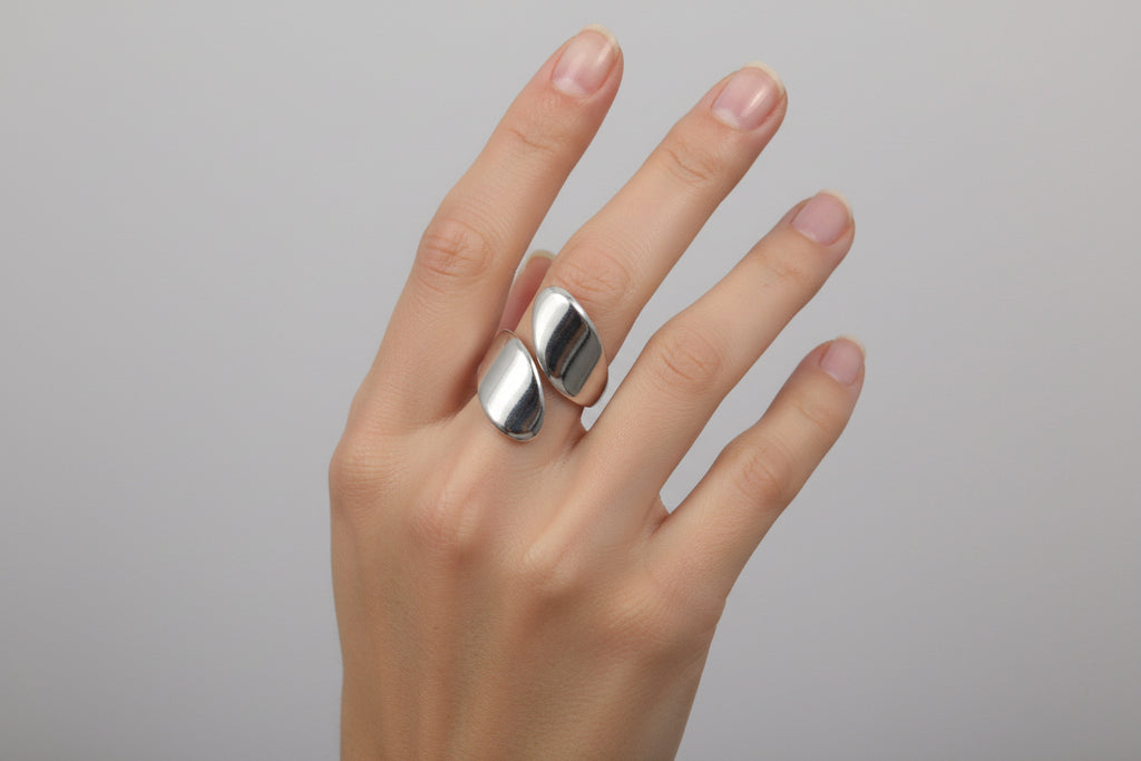 Ατσάλινο δαχτυλίδι με αυξομείωση μεγέθους