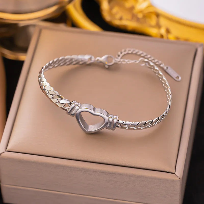 Γυναικείο Βραχιόλι-αλυσίδα με Σχήμα Καρδιάς