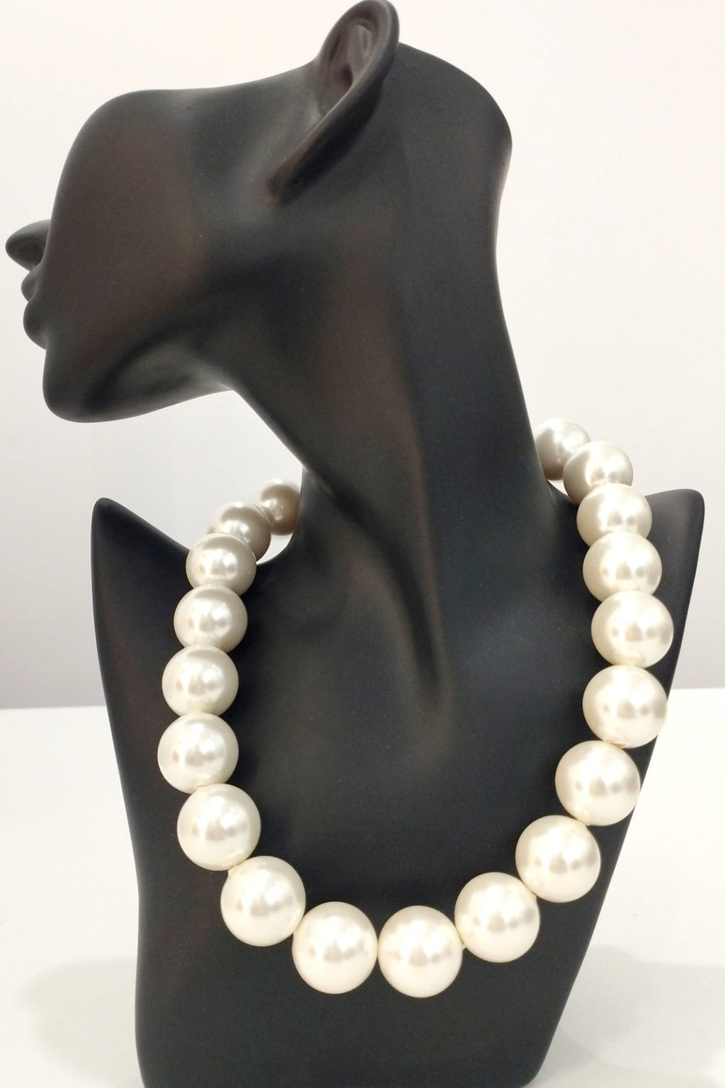 Κολιέ με Λαμπερές Άσπρες Πέρλες | White Shiny Pearls Necklace