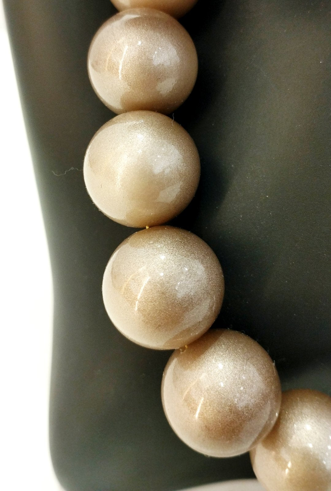 Κολιέ με Λαμπερές Μπεζ-Καφέ Πέρλες | Light Brown Shiny Pearls Necklace