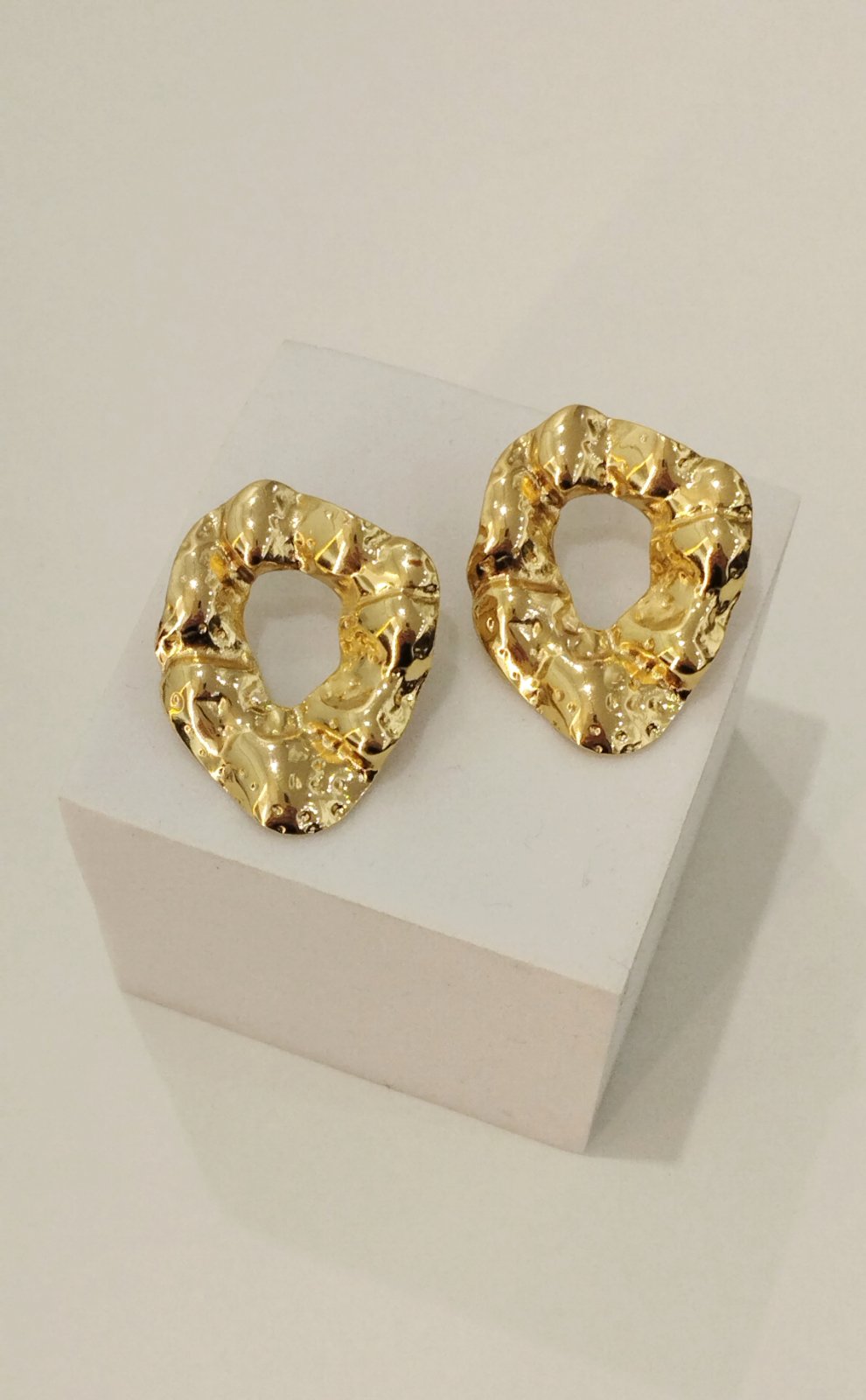 Χρυσά Ατσάλινα Σκουλαρίκια “Organic Loop” | Gold Steel Earrings "Organic Loop"