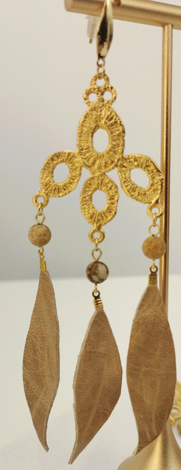 Χειροποίητα Ορειχάλκινα Σκουλαρίκια με Δερμάτινες Φύλλα & Πέτρες | Handmade Brass Earrings with Leather Leaves & Natural Stones