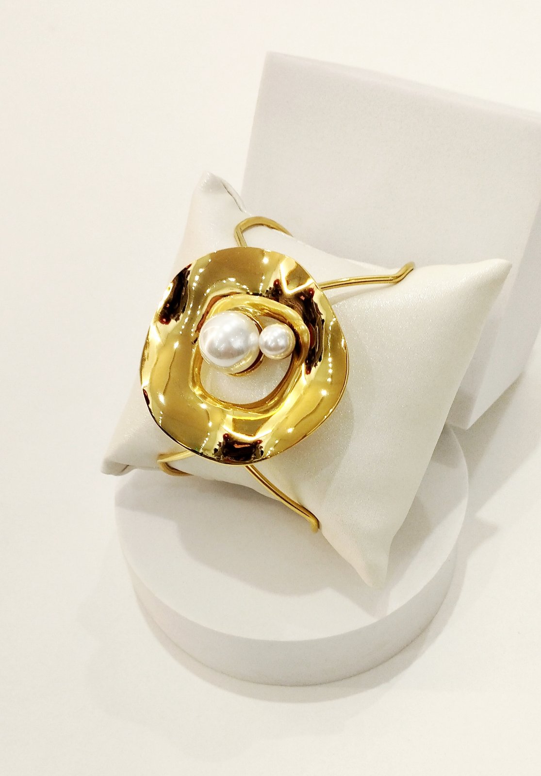 Βραχιόλι ατσάλινο με ακανόνιστο κύκλο & πέρλες