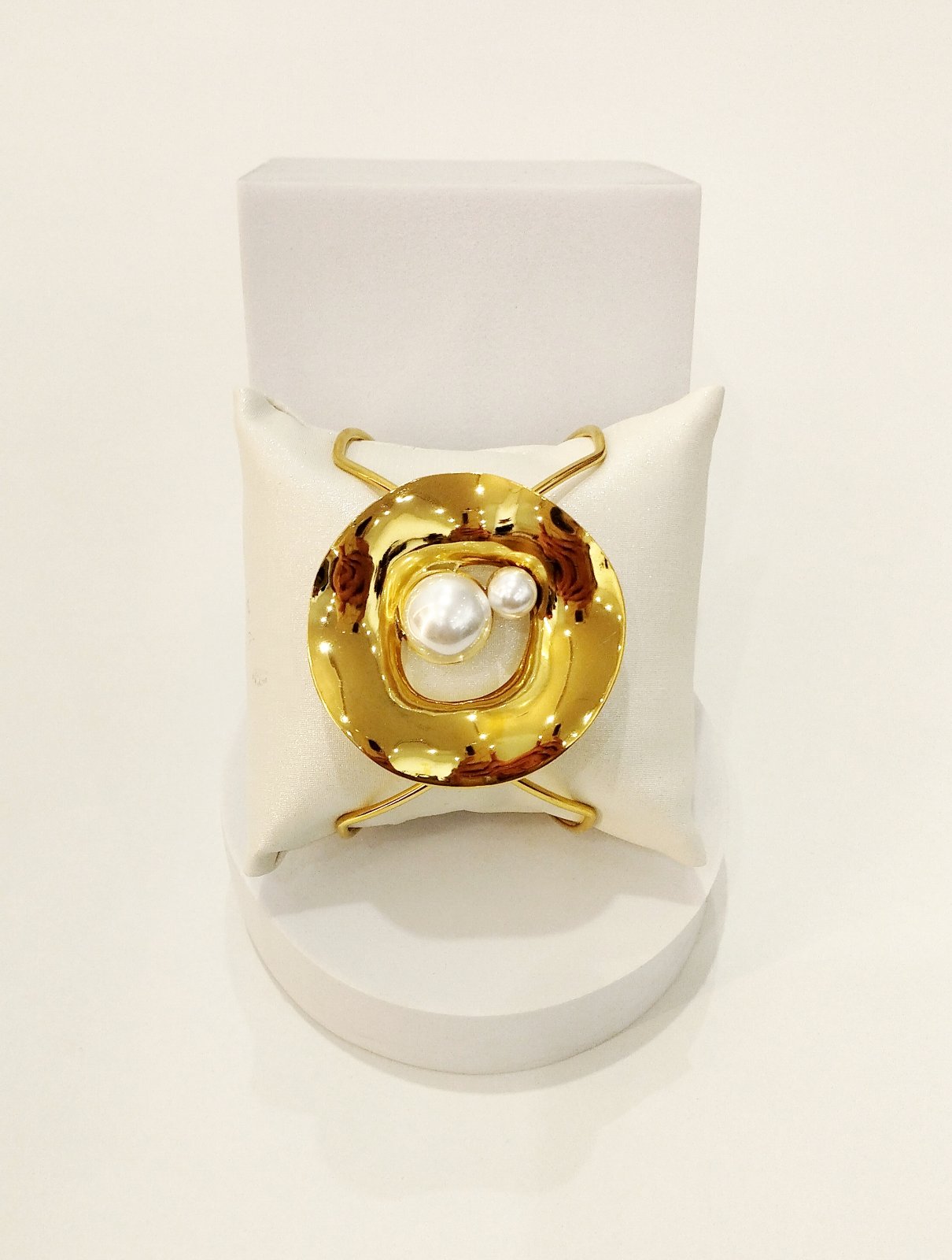 Βραχιόλι ατσάλινο με ακανόνιστο κύκλο & πέρλες