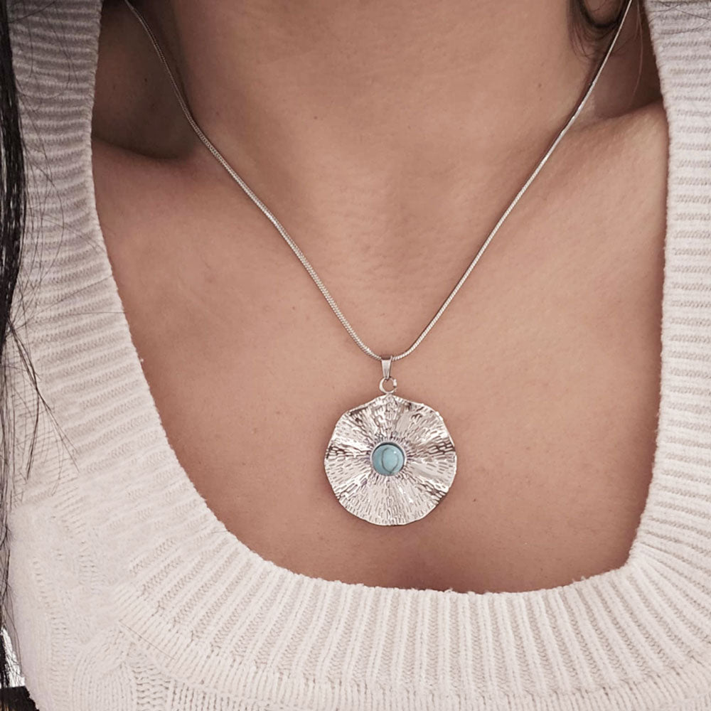 Γυναικείο Ατσάλινο Κολιέ Με Κρεμαστό Στοιχείο Και Χάντρα – Women’s Steel Necklace With Pendant Element And Bead