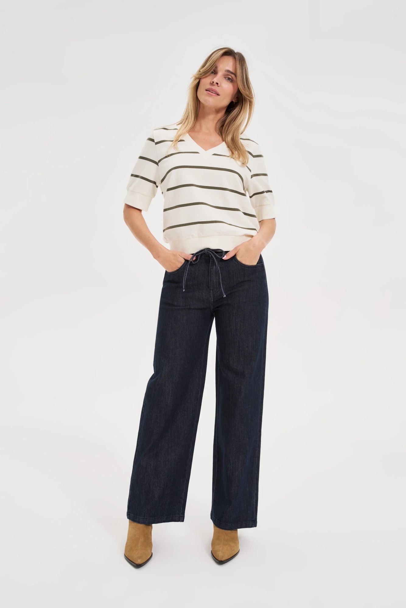 Γυναικείο Τζιν Παντελόνι σε Μπλε (Blue-Navy) με Ίσια Γραμμή