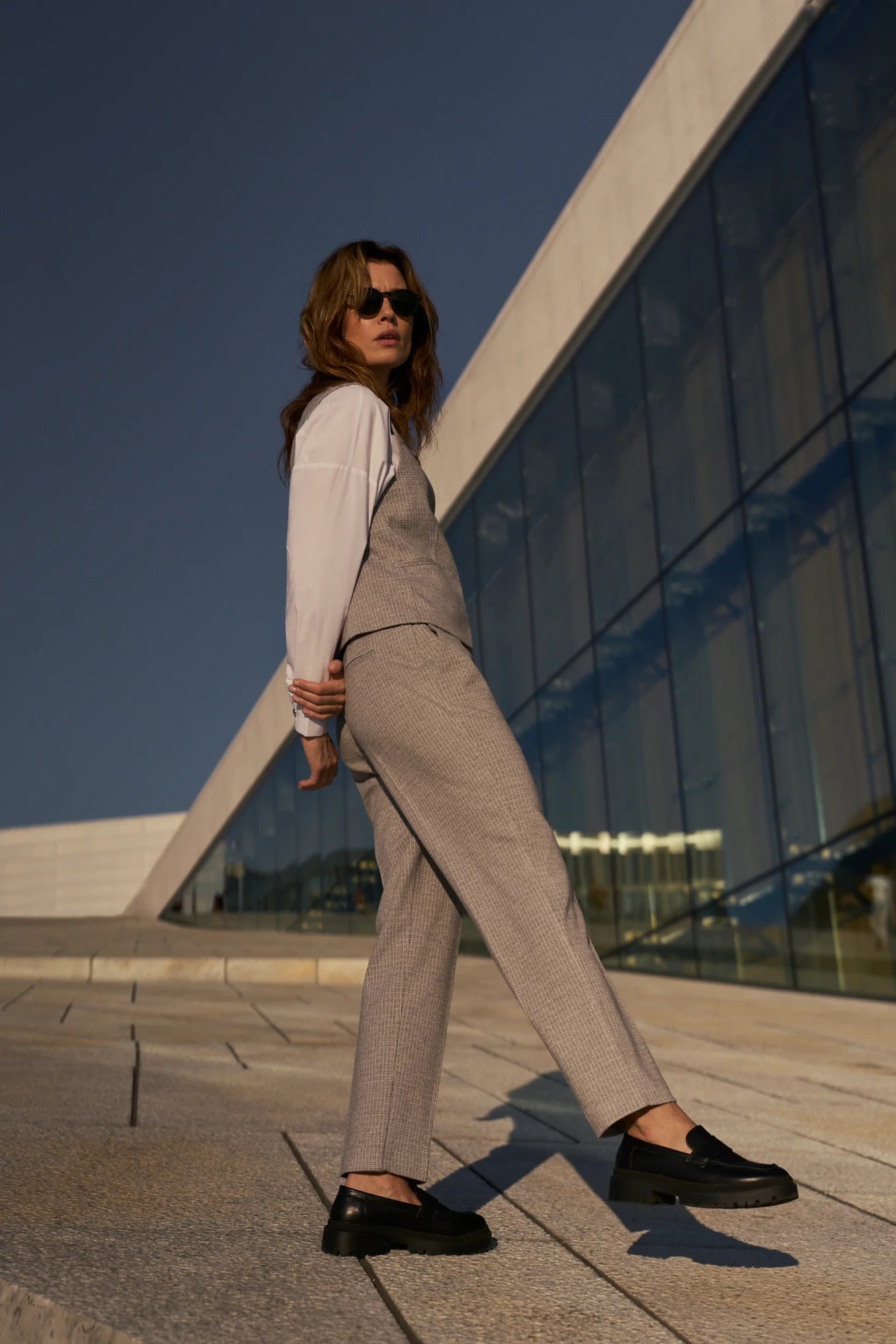 Γυναικείο Ψηλόμεσο Καρό Παντελόνι L. Grey /  Women’s High-Waisted Checkered Trousers L. Grey